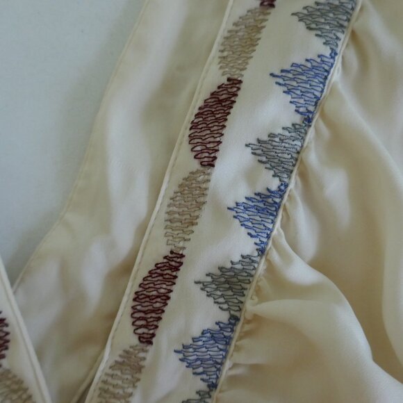 boho silky flowy embroidered cream deep v-neck top Aus size 12 (US size 8) - Picture 4 of 6